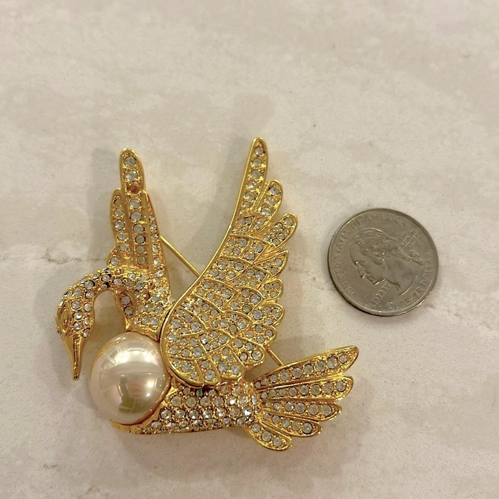 Nolan Miller Fantasy Flight Pin Brooch Swan READ DESCRIPTION